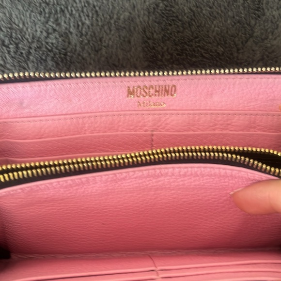 Wallet - Picture 2 of 4